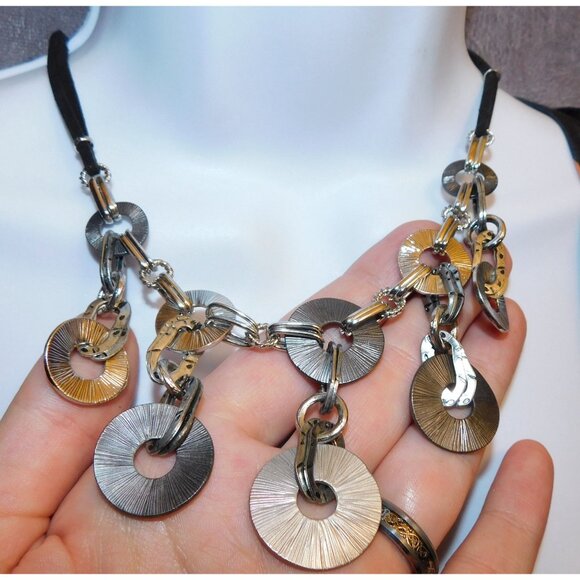 Gothic Industrial Brutalist Washer Necklace - Picture 2 of 4